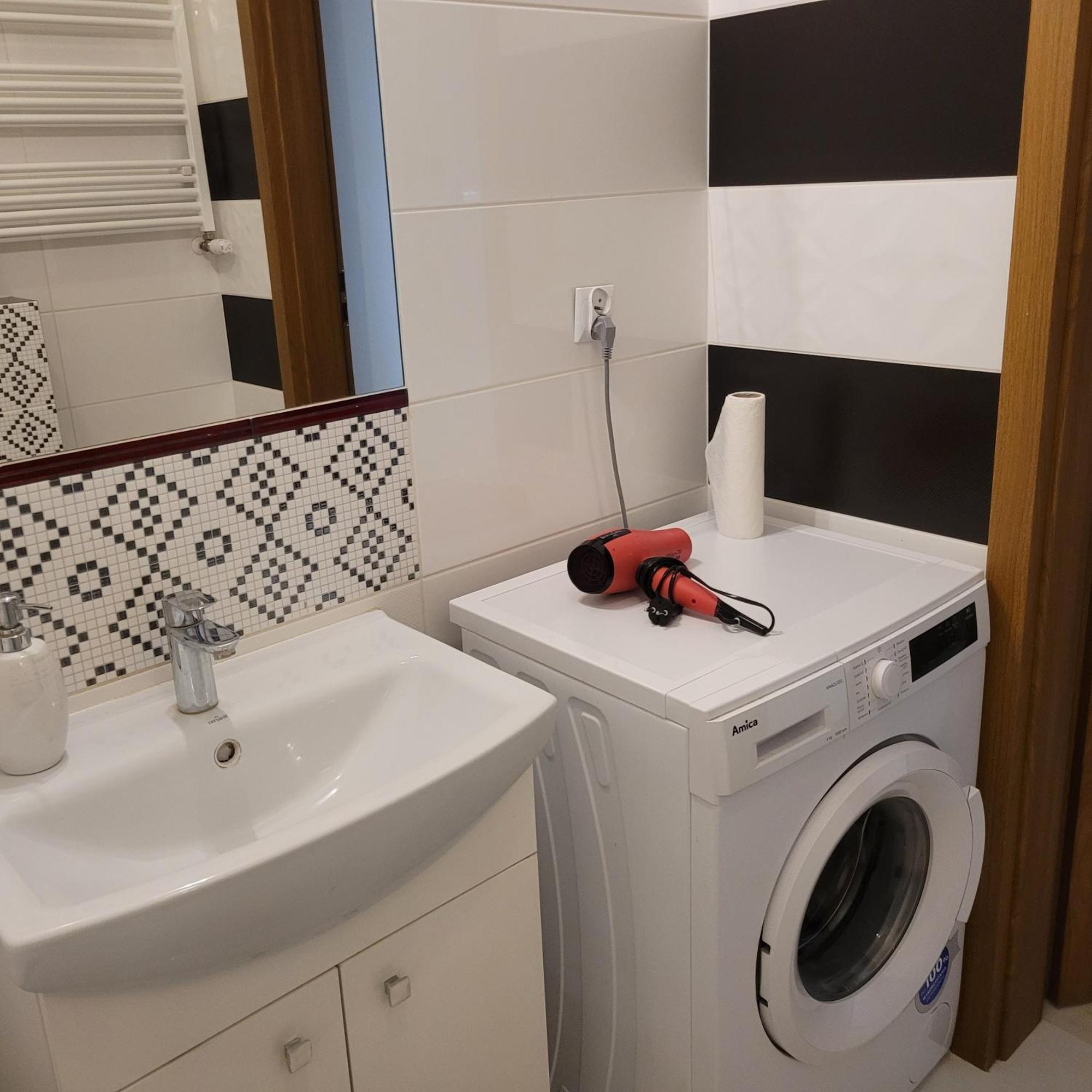 Oskar Apartament Centrum Pkp Mińsk Mazowiecki Εξωτερικό φωτογραφία